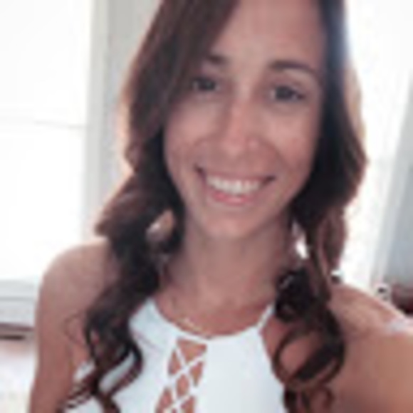 Meet your Posher, Dana - Picture 1 of 1